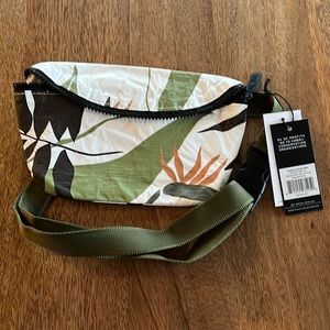 Aloha Splash Proof Mini Hip Pack